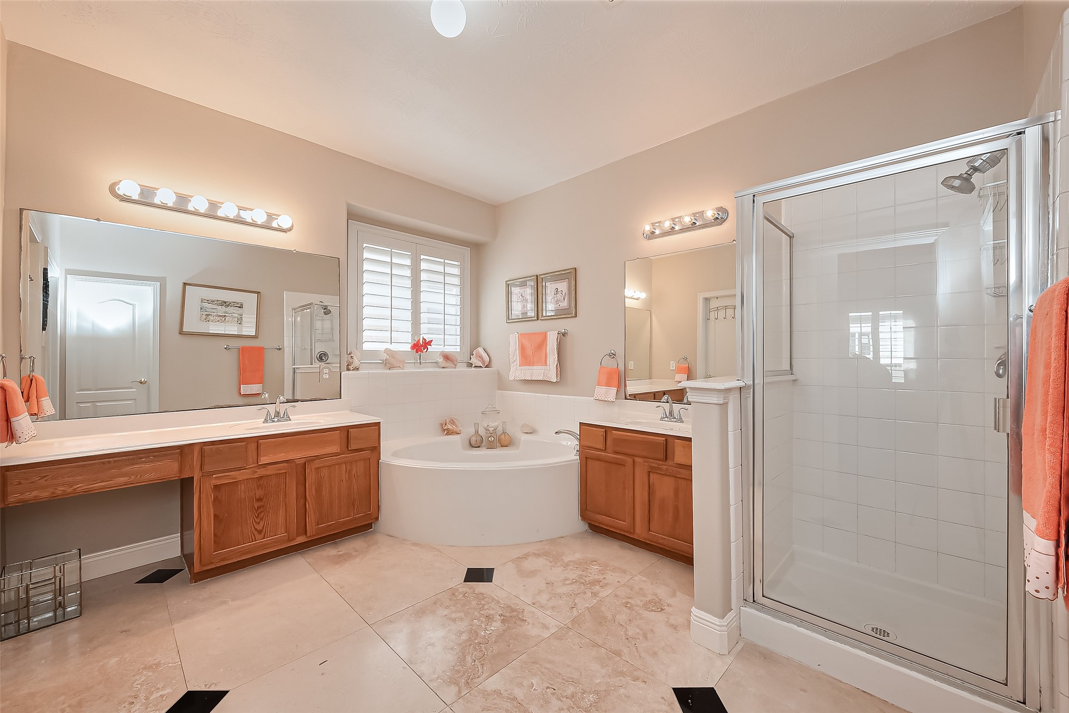 3007 Country Boy Court Spring, TX 77373 - Photo 17 of 31 a large bathroom with a large tub and sink