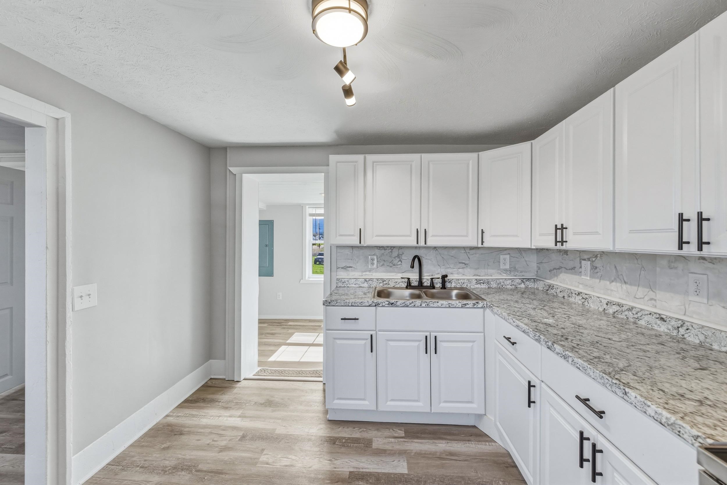 773 West Main Street Stanley, VA 22851 - Photo 4 of 66