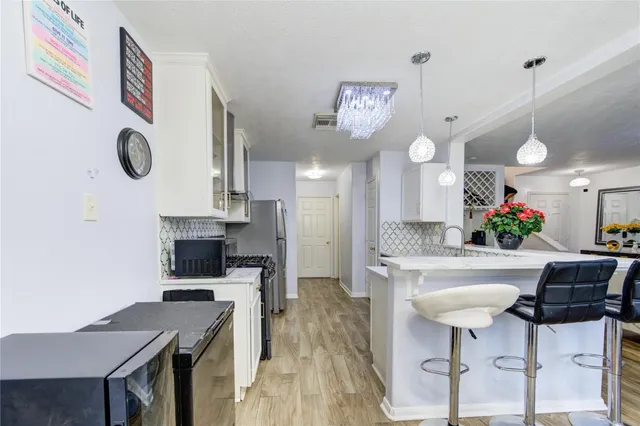 $1,900 | 19334 Strathmore Pl Lane, Katy, TX 77449