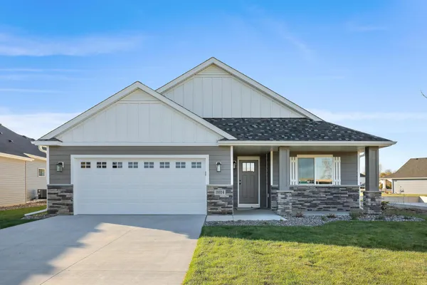 $462,605 | 13037 13th Avenue South, Zimmerman, MN 55398