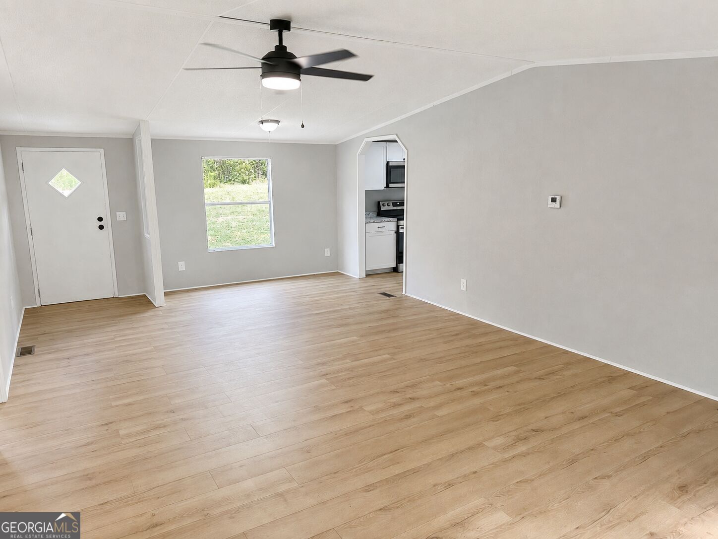 2050 Buckhorn Road Clarkesville, GA 30523 - Photo 4 of 28 Gallery Image 4
