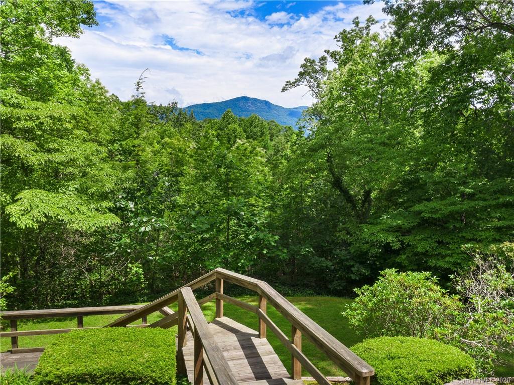 434 Hogback Mountain Road Tryon, NC 28782 - Photo 35 of 37 a view of a balcony with a small yard