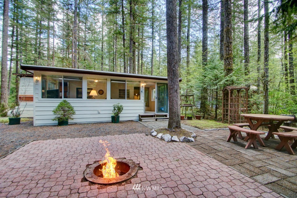 144-1 Goldrush Road Deming, WA 98244 - Photo 1 of 40 Gallery Image 1