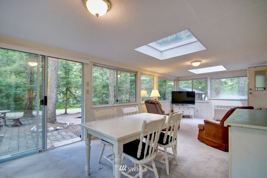 144-1 Goldrush Road Deming, WA 98244 - Photo 4 of 40 Gallery Image 4
