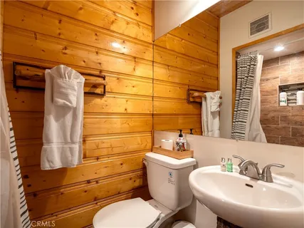 $398,000 | 796 Silver Tip Drive, Big Bear Lake, CA 92315