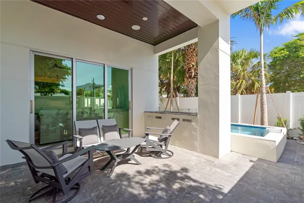 $20,000 | 221 Shore Court, Unit 221, Lauderdale-by-the-Sea, FL 33308