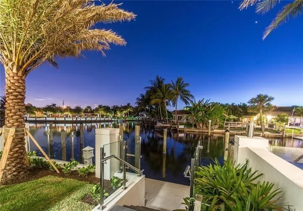 $20,000 | 221 Shore Court, Unit 221, Lauderdale-by-the-Sea, FL 33308