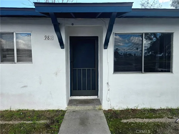 $1,200 | 981 West Kimball Avenue, Hemet, CA 92543