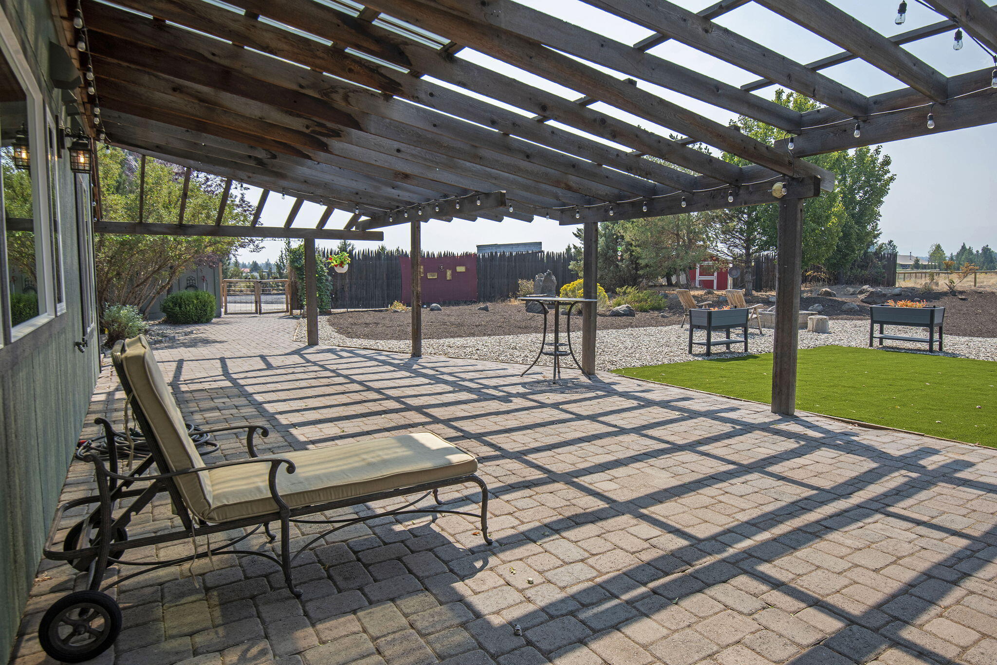 66901 Lance Road Bend, OR 97703 - Photo 47 of 71 Outdoor living!