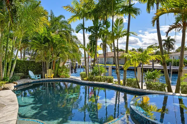 $2,800,000 | 940 Greenbriar Drive, Boynton Beach, FL 33435