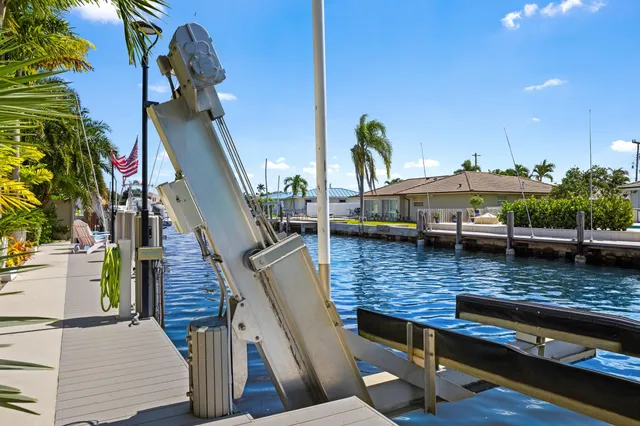 $2,800,000 | 940 Greenbriar Drive, Boynton Beach, FL 33435