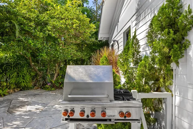 $2,800,000 | 940 Greenbriar Drive, Boynton Beach, FL 33435