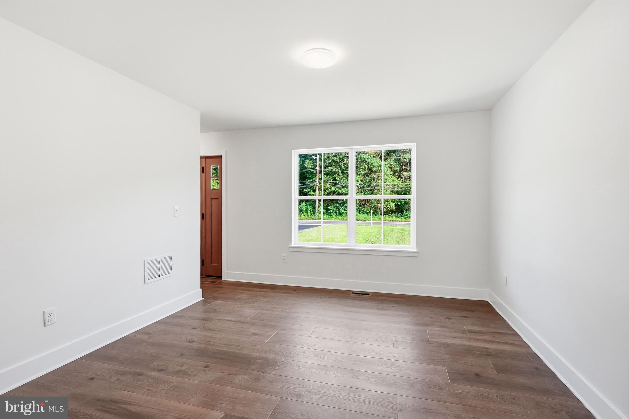 413 Atco Avenue Atco, NJ 08004 - Photo 13 of 38
