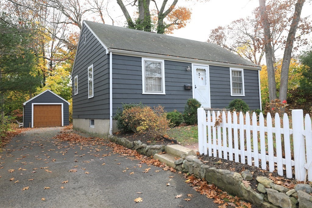 322 Warren Street Needham, MA 02492 - Photo 1 of 16 Gallery Image 1