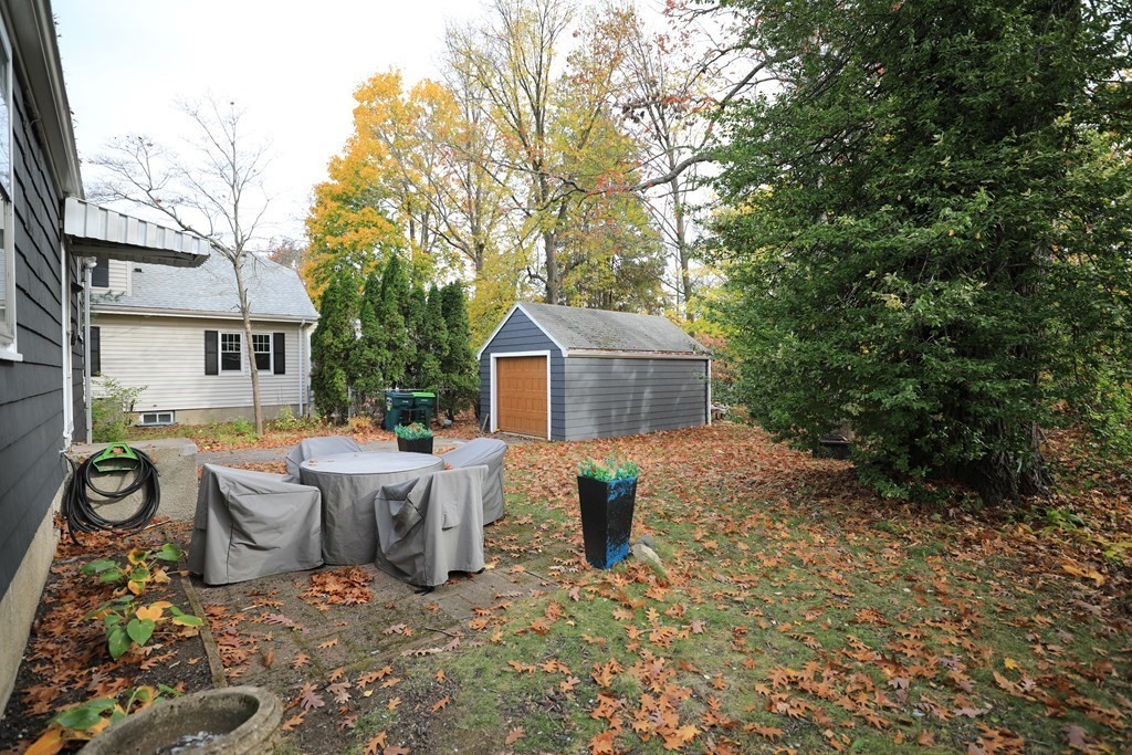 322 Warren Street Needham, MA 02492 - Photo 4 of 16 Gallery Image 4