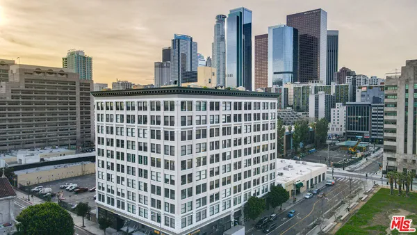 $2,500 | 108 West 2nd Street, Unit 309, Los Angeles, CA 90012