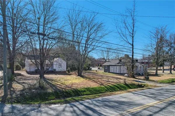 $285,000 | 805 East Haggard Avenue, Elon, NC 27244