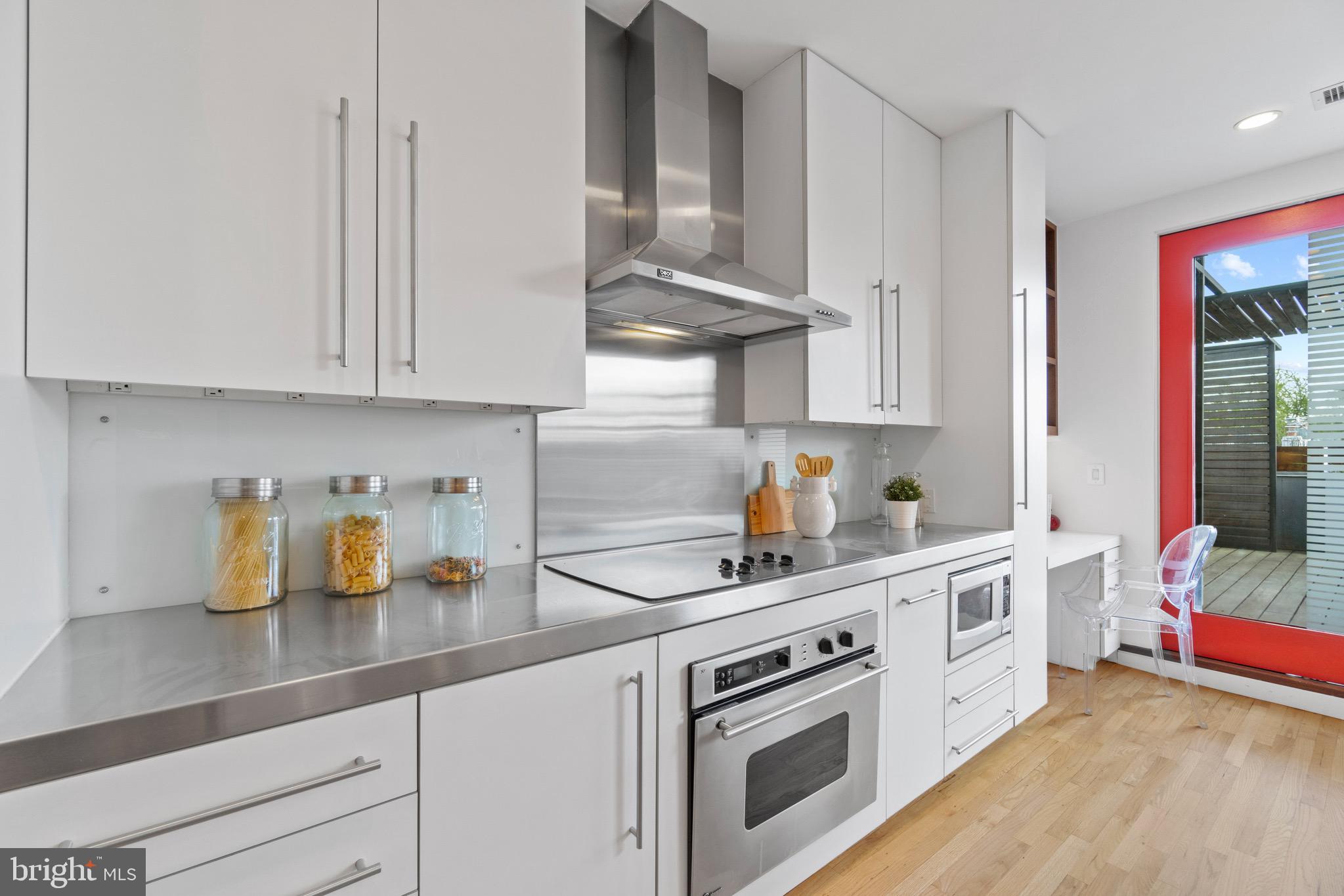 1942 Calvert Street Northwest Washington, DC 20009 - Photo 9 of 46 Gallery Image 9