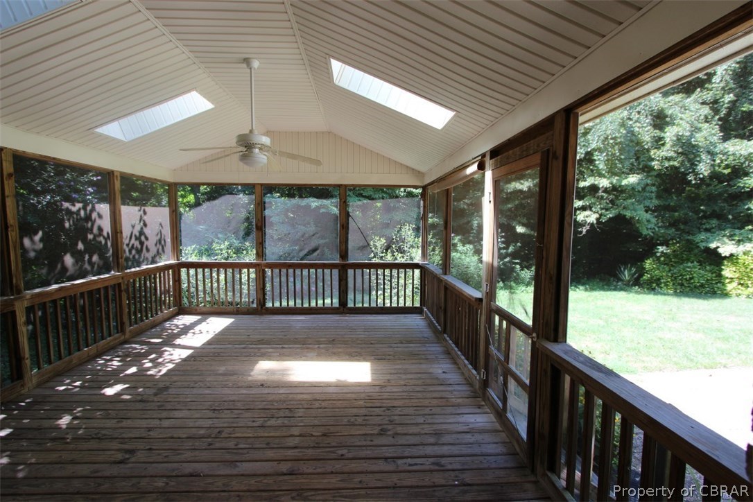 308 Tides Run Yorktown, VA 23692 - Photo 23 of 34 a view of a porch