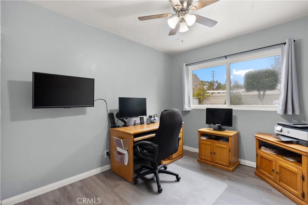 22402 Goldrush Lake Forest, CA 92630 - Photo 24 of 36