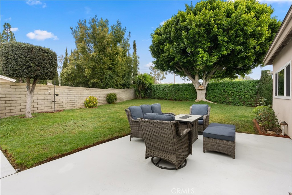 22402 Goldrush Lake Forest, CA 92630 - Photo 25 of 36