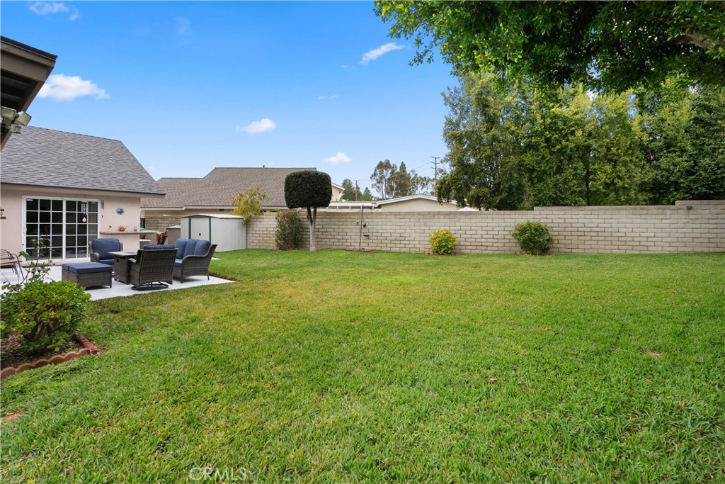 22402 Goldrush Lake Forest, CA 92630 - Photo 27 of 36