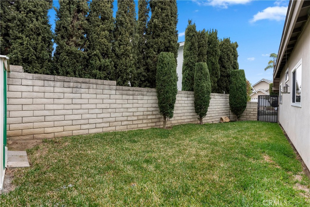 22402 Goldrush Lake Forest, CA 92630 - Photo 29 of 36