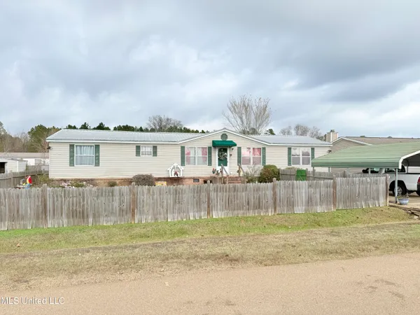 $170,000 | 304 Cedar Hill Drive, Pearl, MS 39208