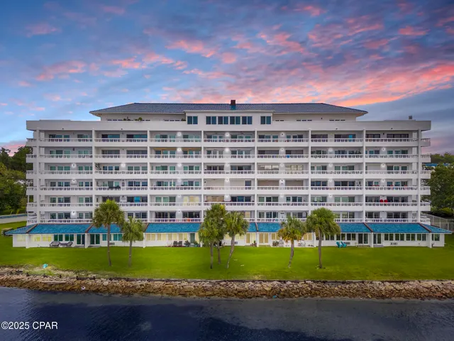 $495,000 | 100 Cherry Street, Unit 604, Panama City, FL 32401