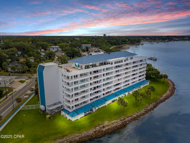 $495,000 | 100 Cherry Street, Unit 604, Panama City, FL 32401