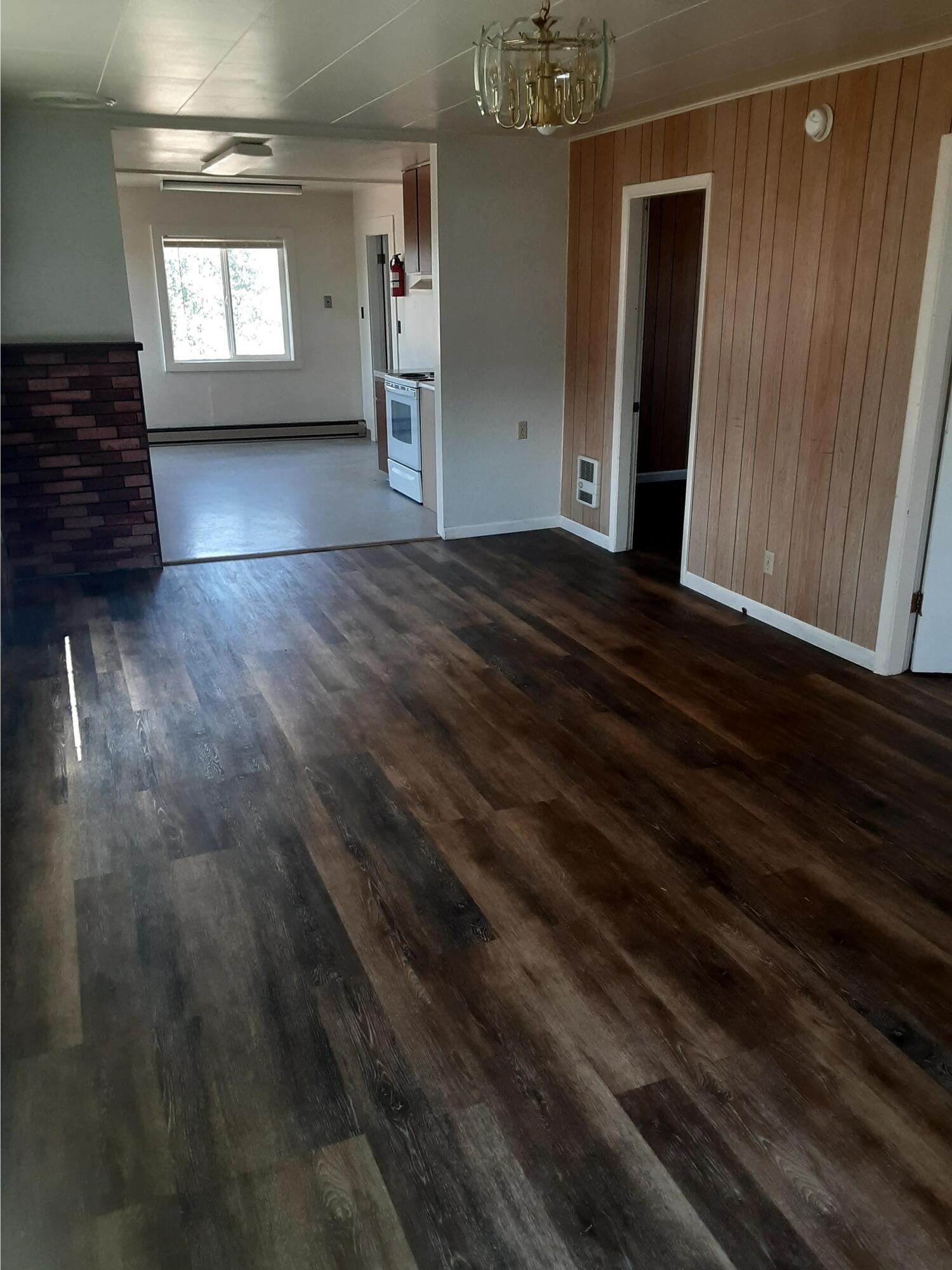 8306 Homedale Road Klamath Falls, OR 97603 - Photo 10 of 52 from property mgmt prior to move in