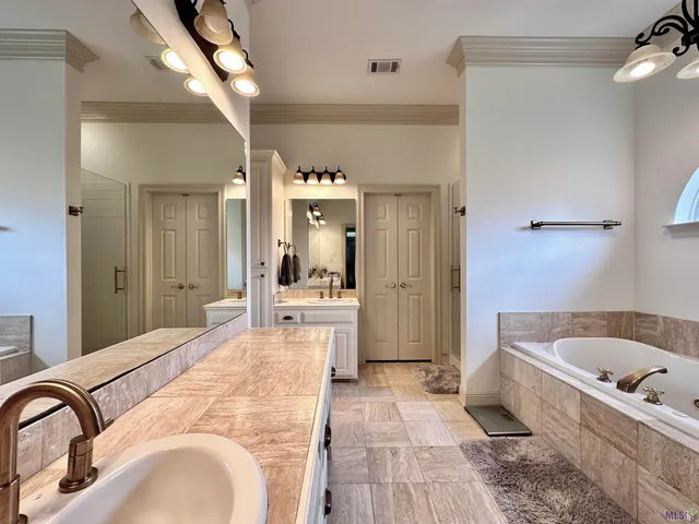 $439,900 | 6239 Tezcuco Court, Gonzales, LA 70737