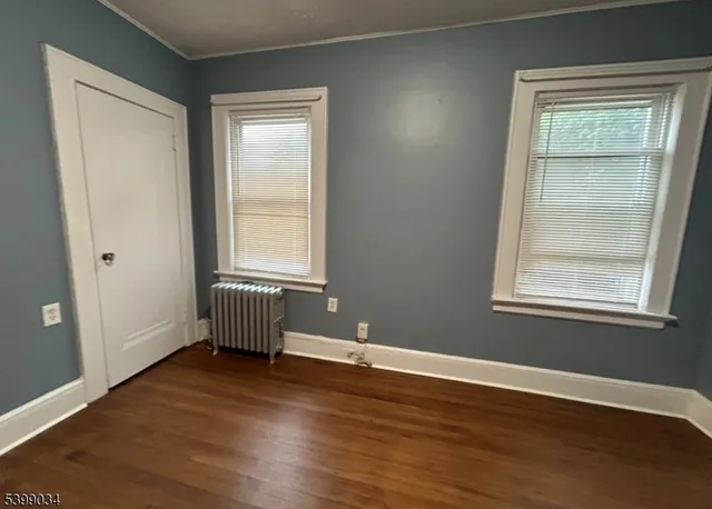 $2,300 | 227 North 15th Street, Bloomfield, NJ 07003