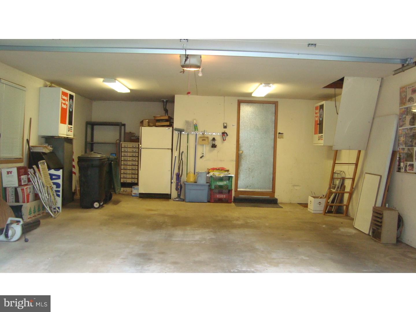 1100 Ridge Road Langhorne, PA 19053 - Photo 11 of 16 Garage