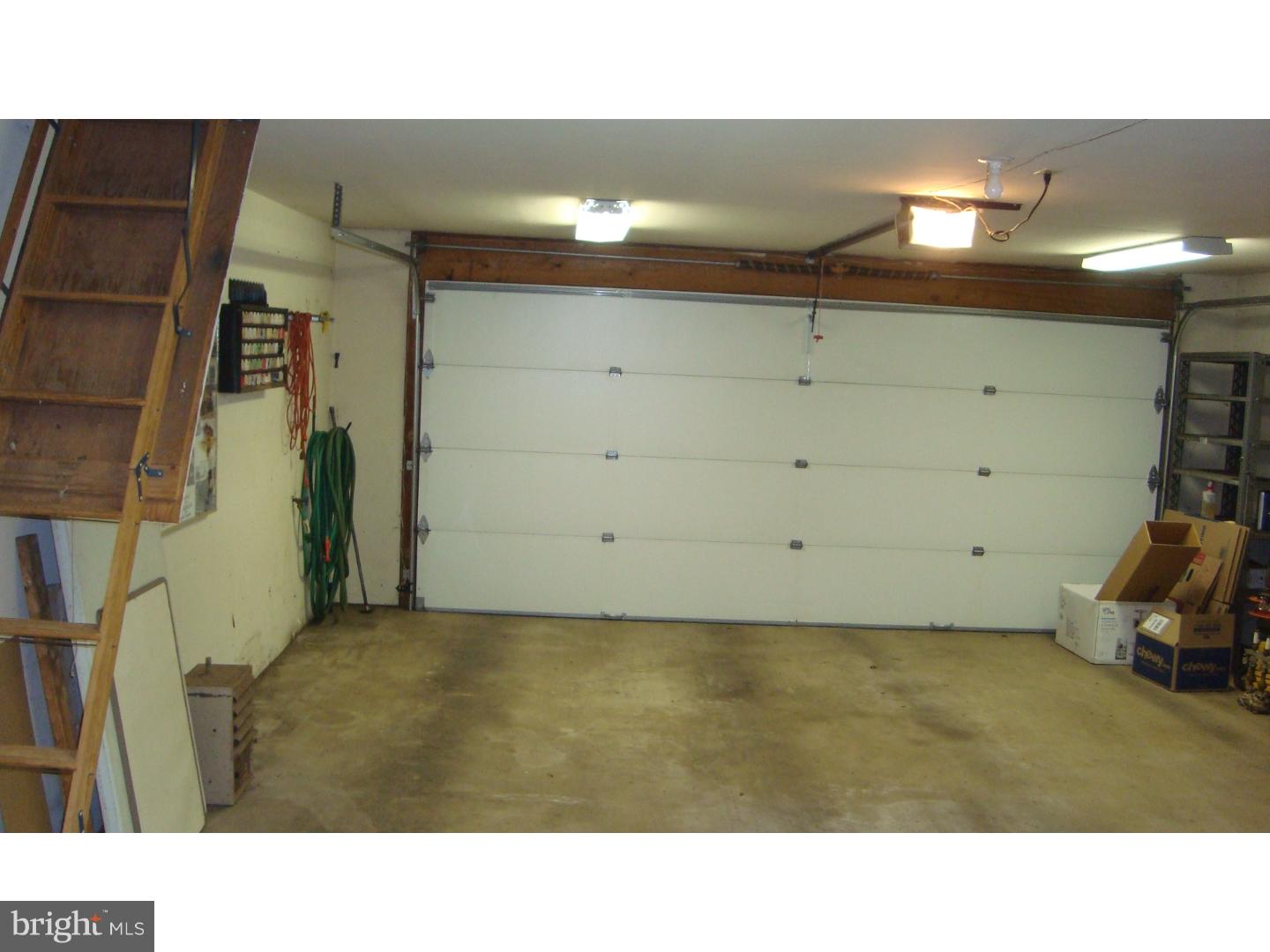 1100 Ridge Road Langhorne, PA 19053 - Photo 12 of 16 Garage