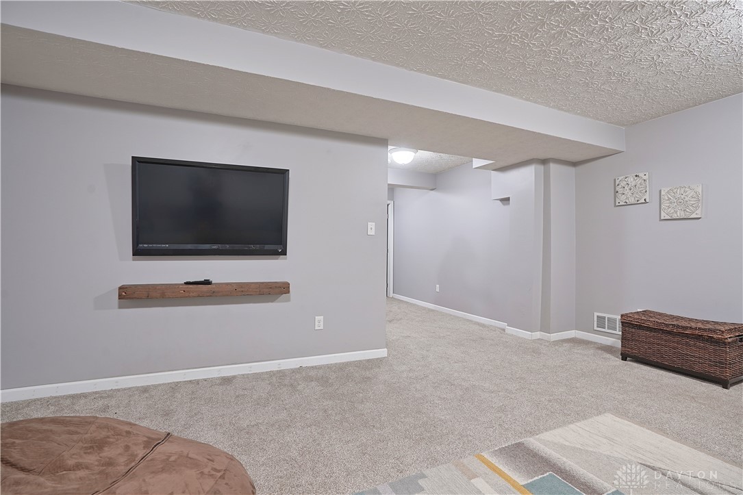 6034 Kay Court Riverside, OH 45424 - Photo 39 of 54
