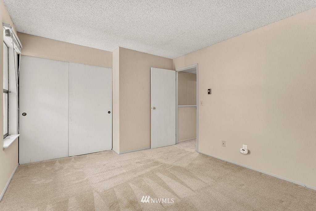 11514 Southeast 175th Street Renton, WA 98055 - Photo 17 of 25 Gallery Image 17