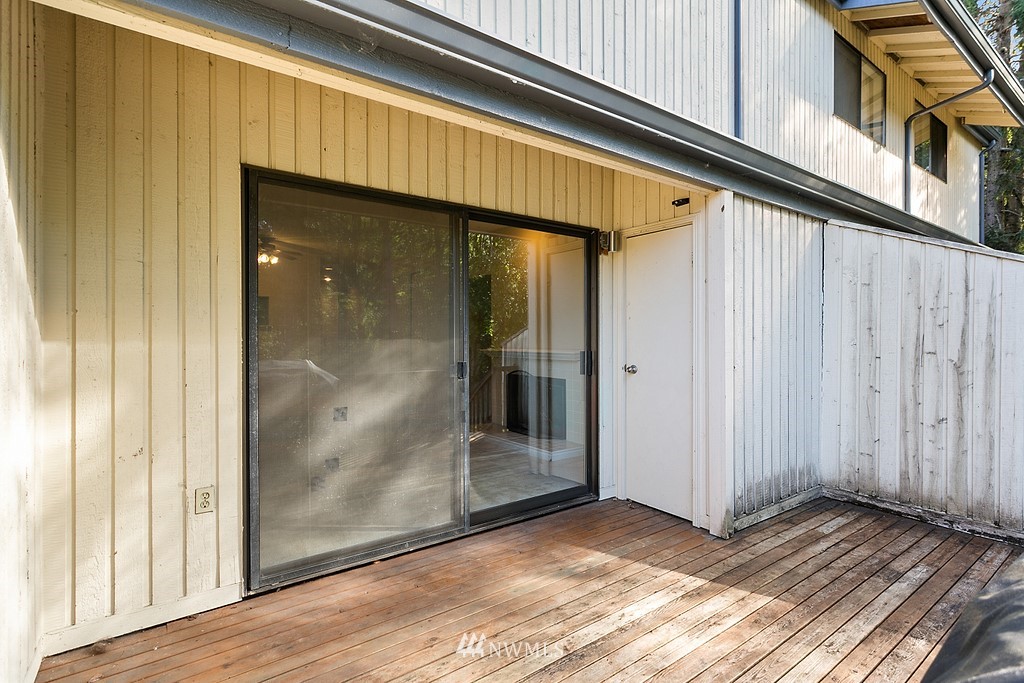 11514 Southeast 175th Street Renton, WA 98055 - Photo 18 of 25 Gallery Image 18