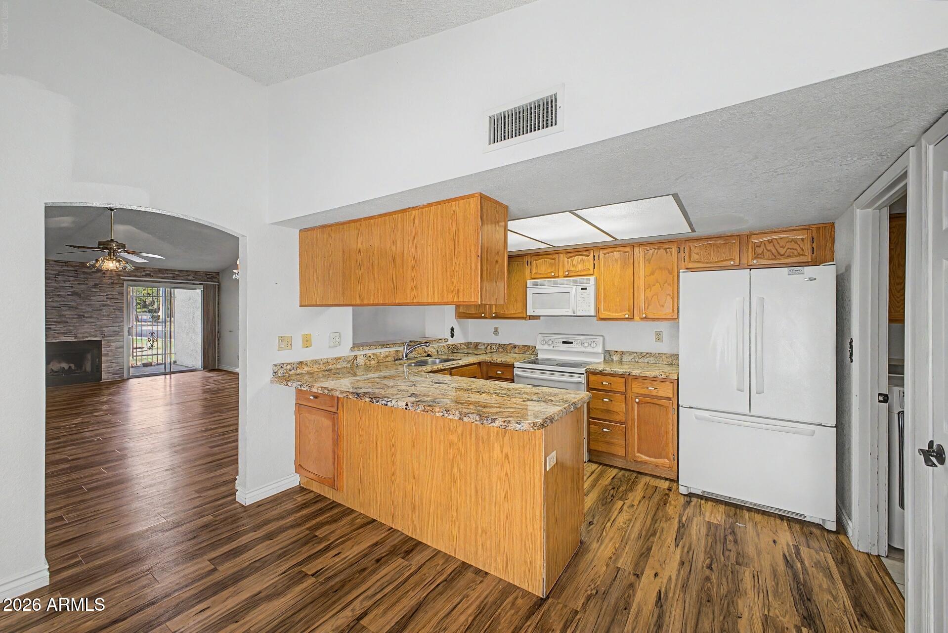 2059 East Brown Road, Unit 79 Mesa, AZ 85213 - Photo 7 of 25