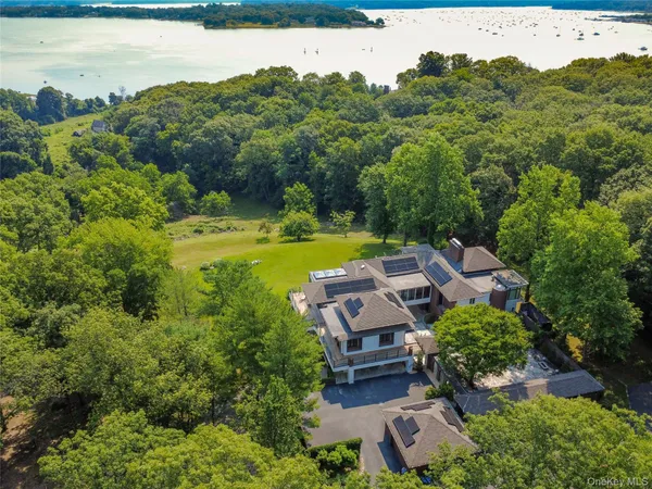 $5,995,000 | 235 Cleft Road, Mill Neck, NY 11765