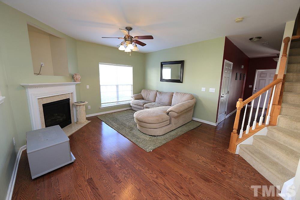 2941 Settle In Lane Raleigh, NC 27614 - Photo 3 of 13 Gallery Image 3