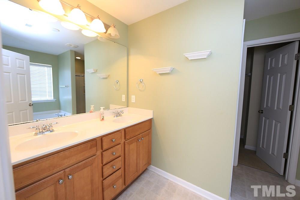 2941 Settle In Lane Raleigh, NC 27614 - Photo 8 of 13 Gallery Image 8