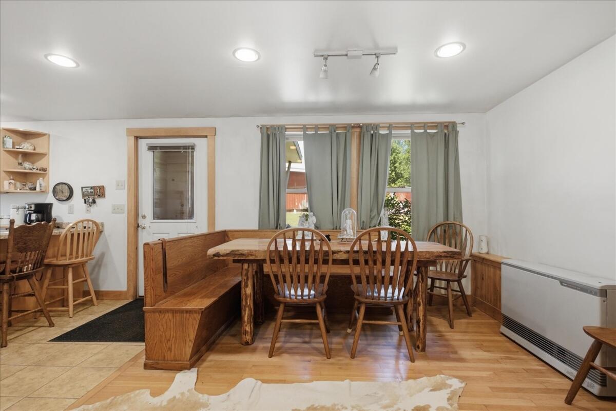 46 Abbott Hill Road West Paris, ME 04289 - Photo 10 of 51 Dining area