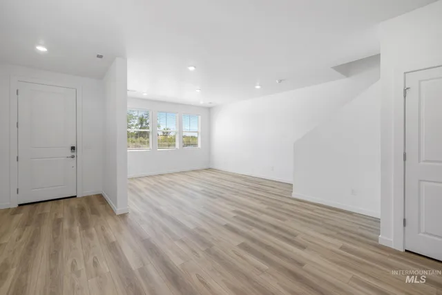 $2,450 | 4242 West Perspective Street, Eagle, ID 83616