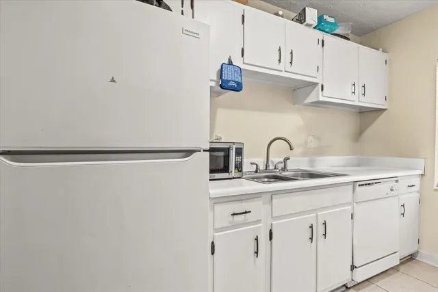 $72,000 | 2325 West Pensacola Street, Unit 170, Tallahassee, FL 32304