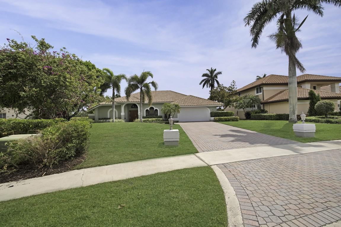 1600 Southwest 19th Avenue Boca Raton, FL 33486 - Photo 35 of 37 Front of Home
