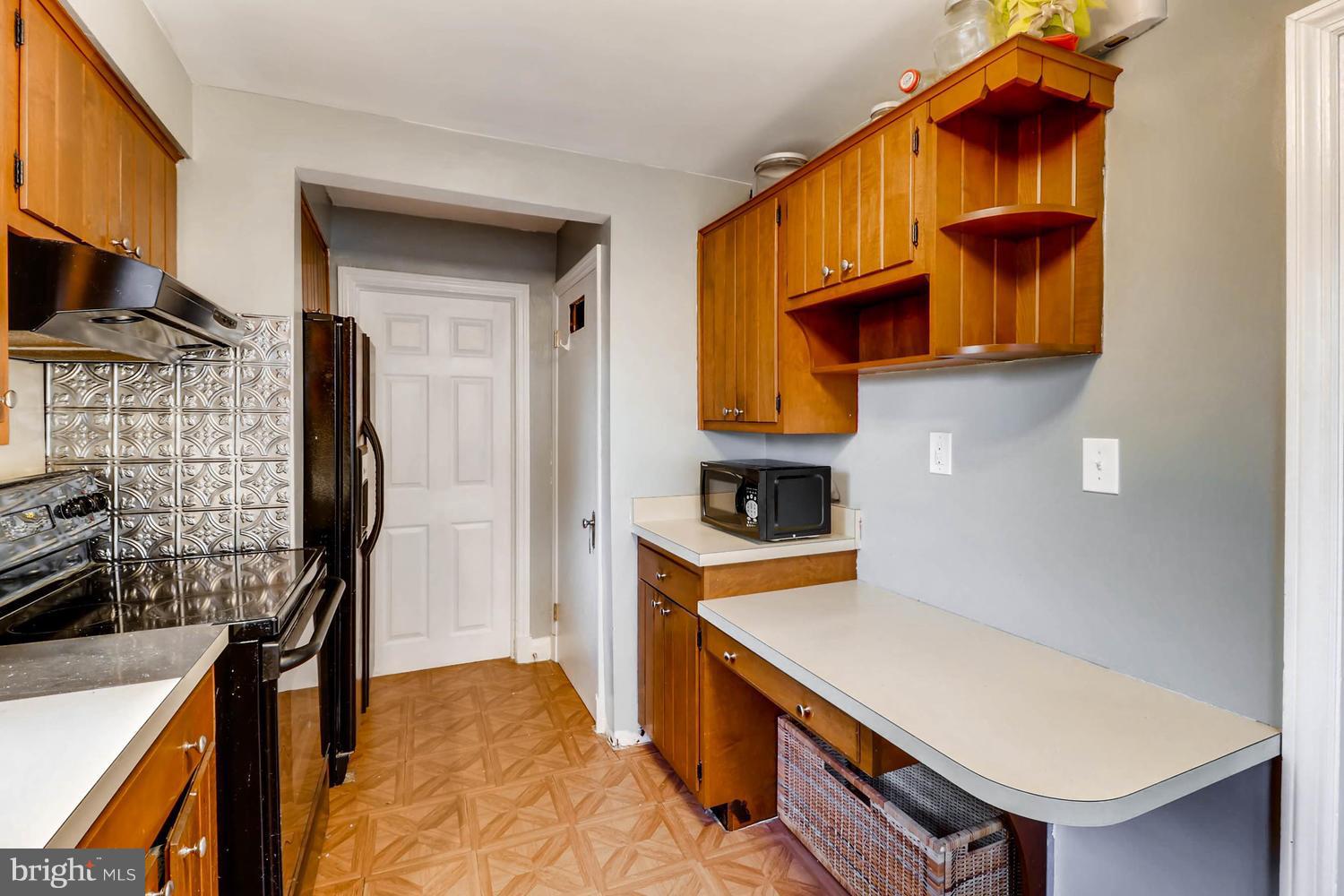 4225 Colonial Road Baltimore, MD 21208 - Photo 14 of 27 Kitchen