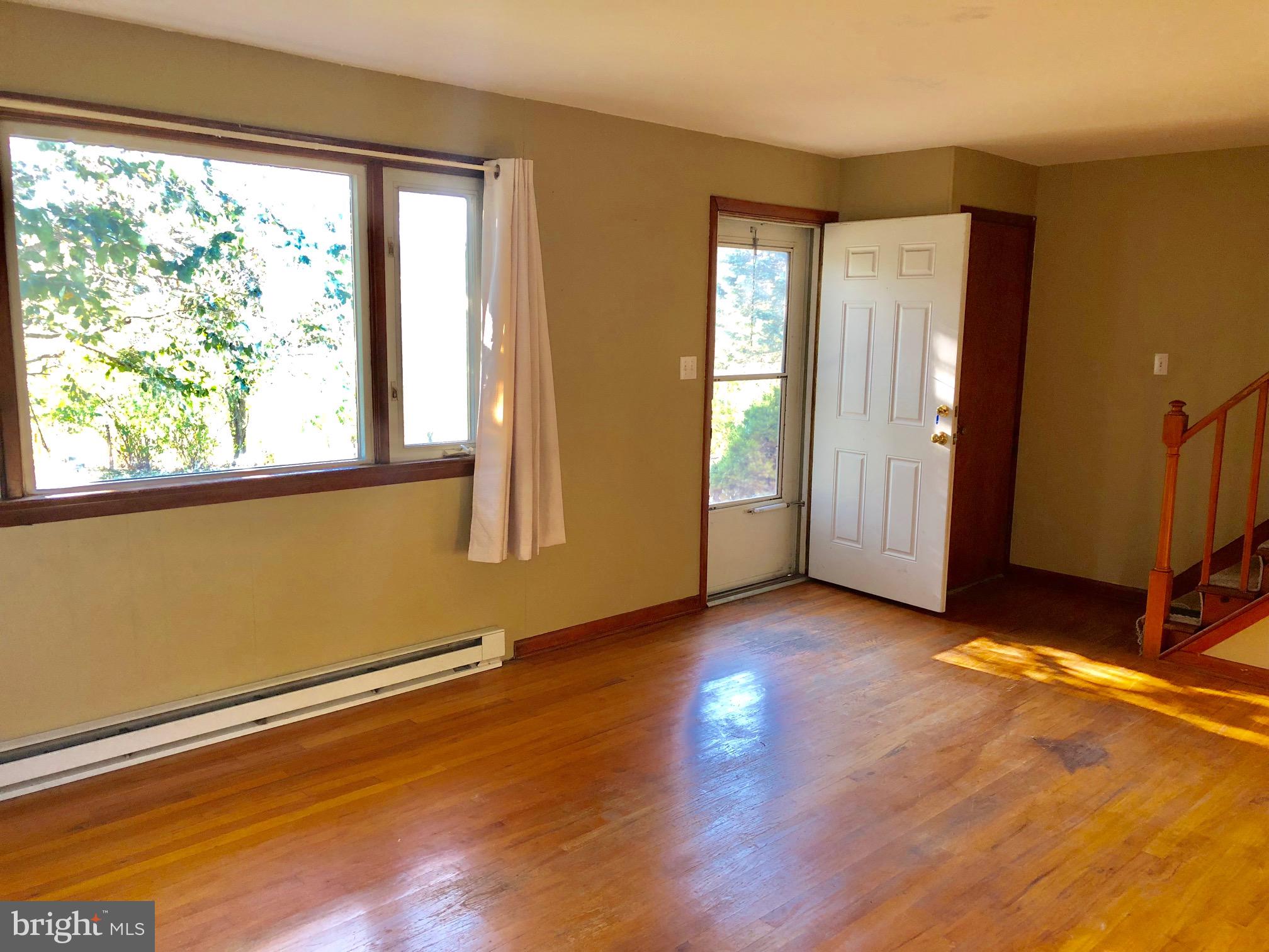 837 Pheasant Road Harrisburg, PA 17112 - Photo 7 of 18 Gallery Image 7