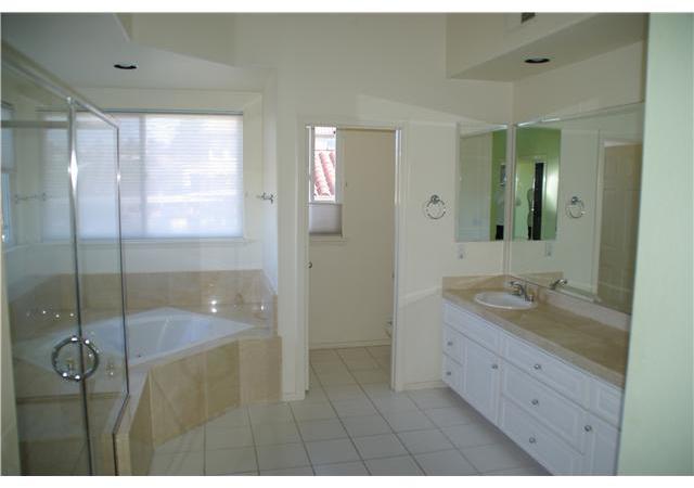 5464 Soledad Road La Jolla, CA 92037 - Photo 4 of 7
