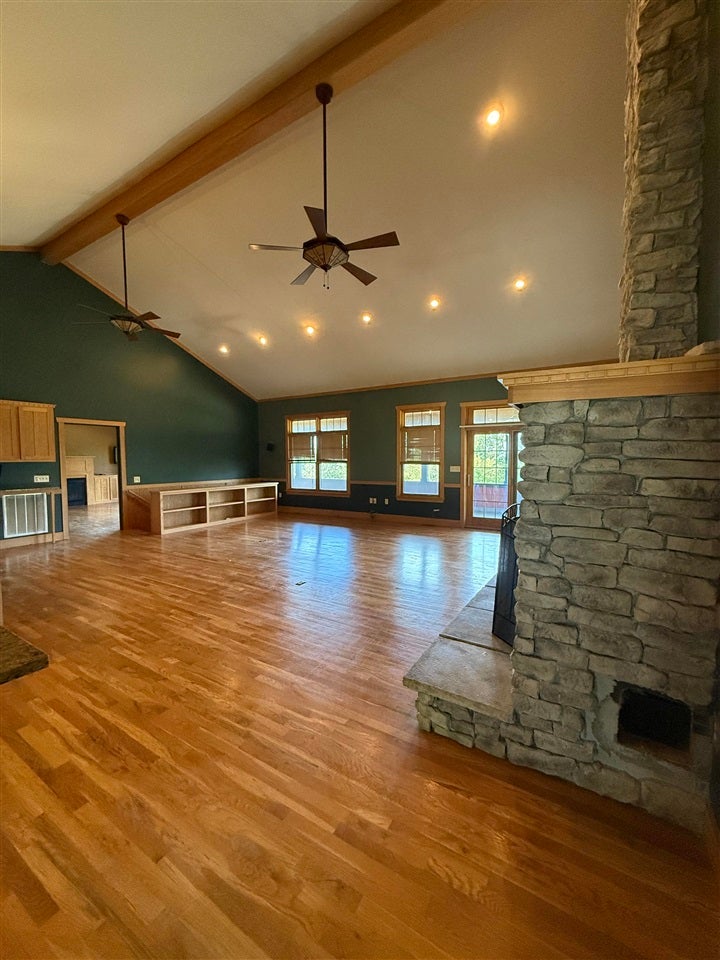 576 Hunters Point Morgantown, KY 42261 - Photo 11 of 96 Gallery Image 11